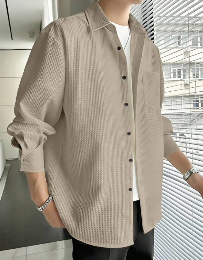 Men Regular Fit Checkered Spread Collar Casual Shirt