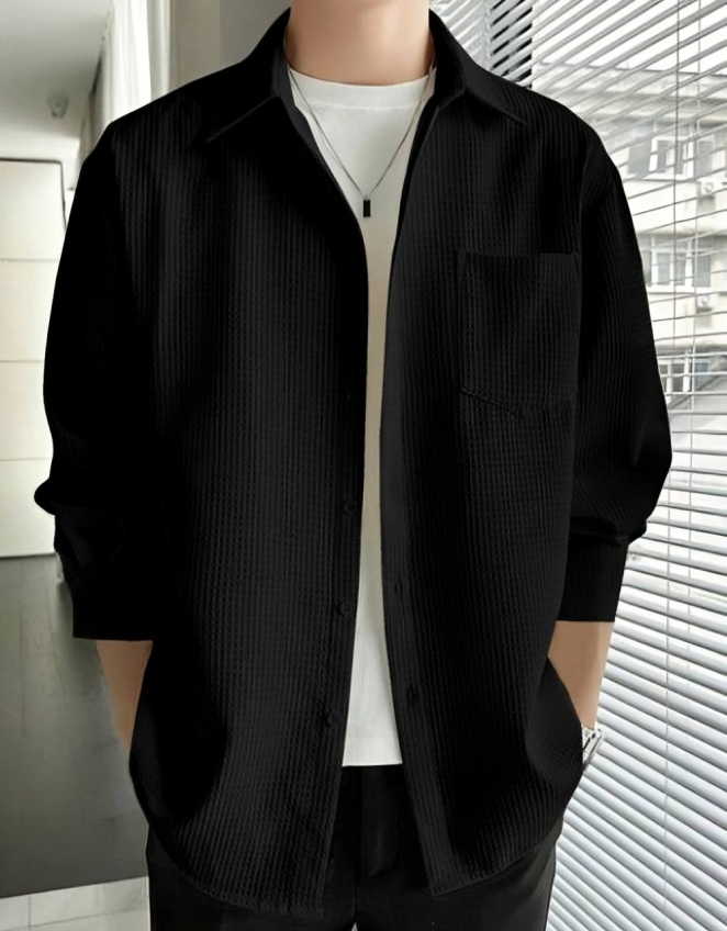Men Regular Fit Checkered Spread Collar Casual Shirt